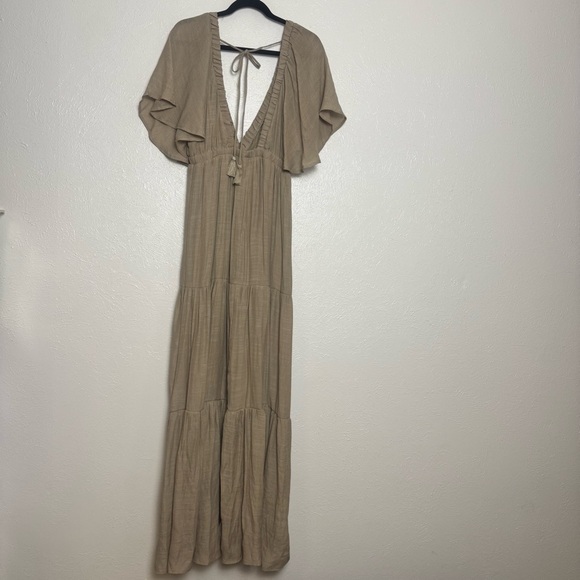 HYFVE Tan Romantic‎ Maxi Dress with Flutter Sleeves - Picture 4 of 8